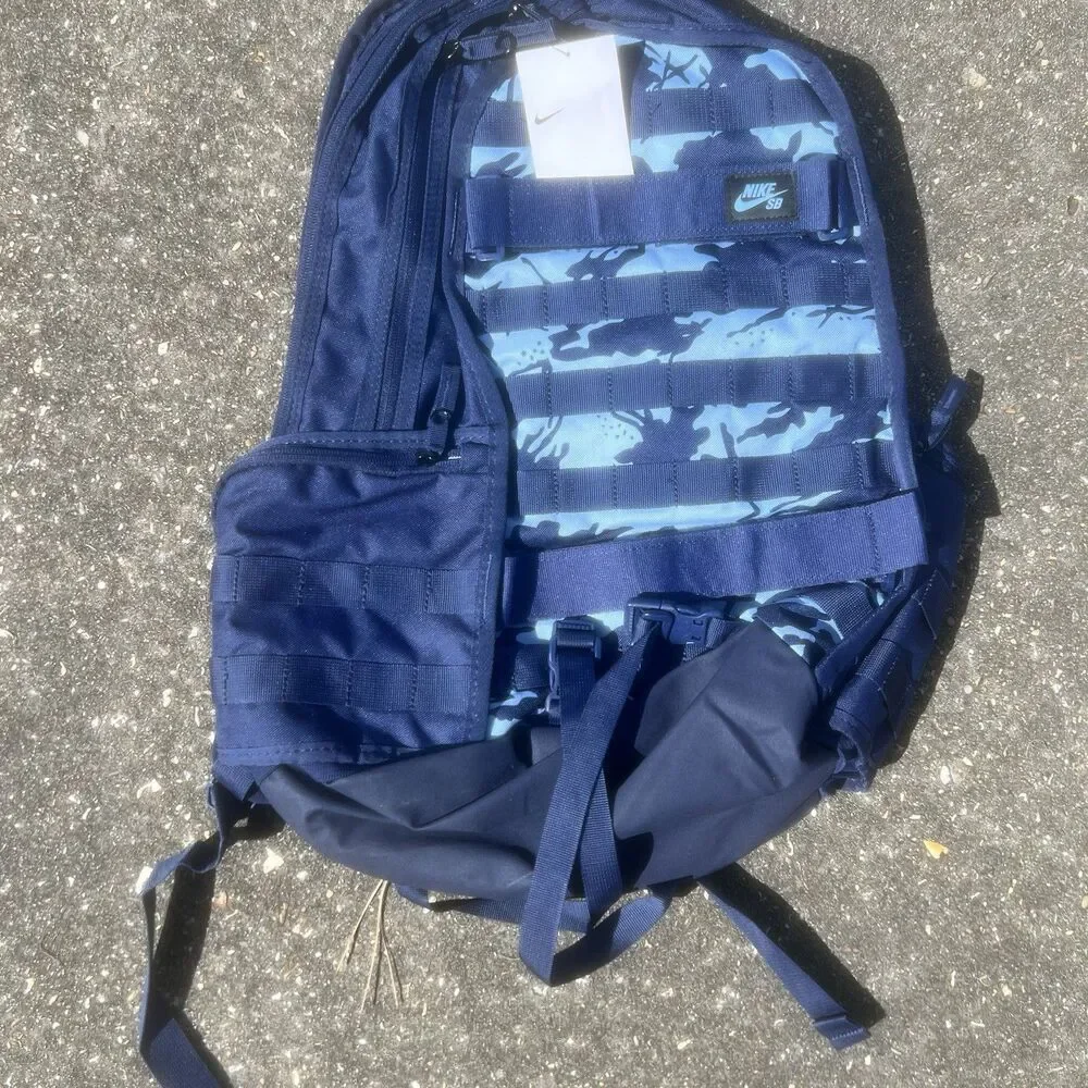 Nike SB RPM Backpack (26L) One Size Skateboarding Blue Camo DR5074-410 NWT
